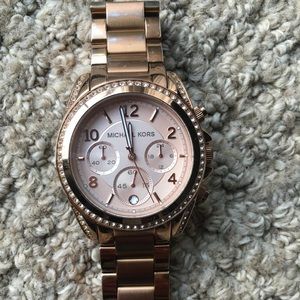 Michael Kors watch (Rose Gold)